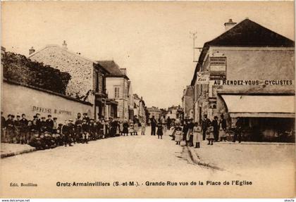 CPA GRETZ-ARMAINVILLIERS - Grande-Rue vue de la Place (249837)