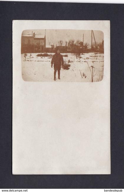 Carte photo archives Robert Chalot Guiry en Vexin (95) Enfant paysage hiver neige