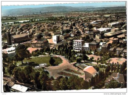 Carte Postale Ancienne de HAGONDANGE-Parc Municipal