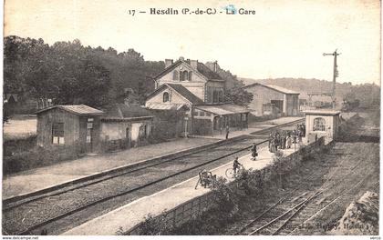 Carte postale ancienne de HESDIN