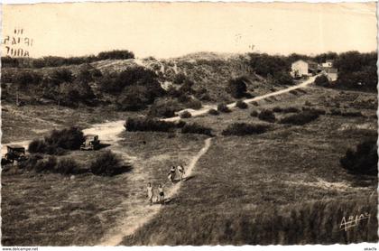 CPA Ile d'OLÉRON - Domino - Les Dunes (975699)