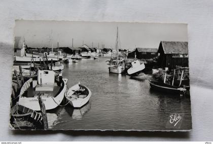 Cpsm 1961, ile d'Oléron, un port typique dans l'ile, Charente maritime 17