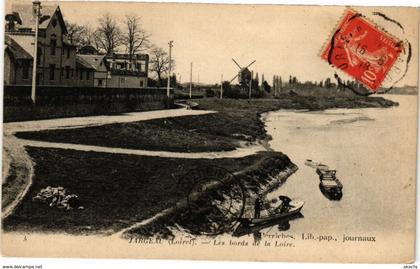 CPA JARGEAU - Les bords de la Loire (271519)