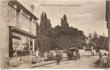 JOUY LE MOUTIER grande rue