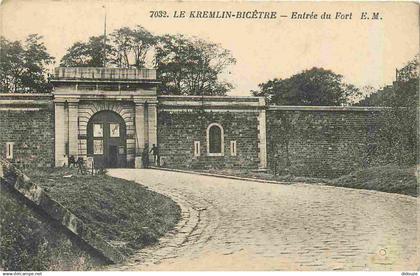 94 - Kremlin Bicetre - Entrée du Fort - CPA - Oblitération de 1936 - Voir Scans Recto-Verso