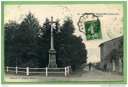 44 LA CHAPELLE-BASSE-MER - Le calvaire