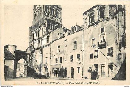 58 - La Charité sur Loire -  Place Sainte-Croix - CPA - Voir Scans Recto-Verso