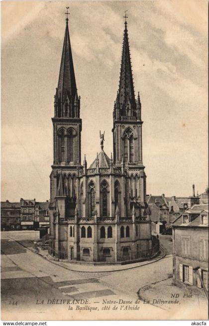 CPA LA DELIVRANDE Notre-Dame de la Delivrande - La Basilique (1229133)