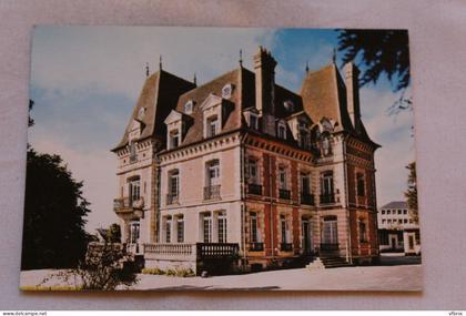 Cpm, la Ferté Mace, le château de saint Denis, Orne 61