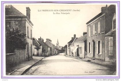 72 - La FRESNAYE sur CHEDOUET -- La rue principale