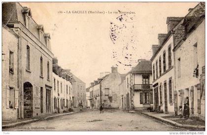 LA GACILLY LA RUE MONTAUBAN