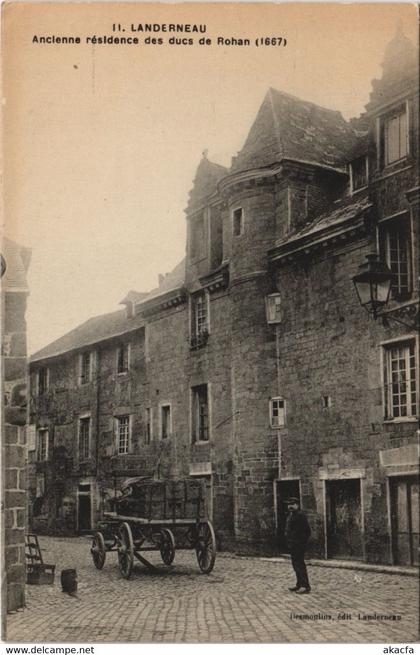 CPA LANDERNEAU - Ancienne résidence des ducs de Rohan (143991)