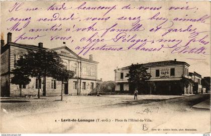 CPA LAVIT-de-LOMAGNE Place de l'Hotel-de-VILLE (614901)