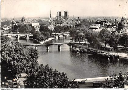 péniche péniches Paris