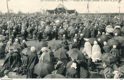 LE FOLGOET(PROCESSION)