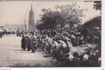 LE FOLGOET(PROCESSION)