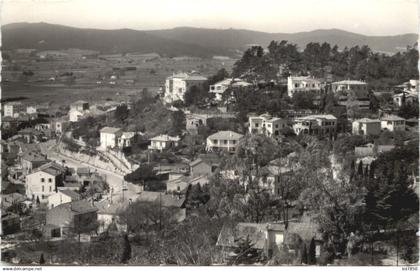 Le Lavandou, Les Villas dans la pinede