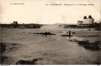 CPA Le POULDU - Degringolade de la Montagne de Sable (252660)