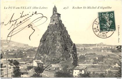 Le Puy-en-Velay, Rocher St-Michel dÀiguillie