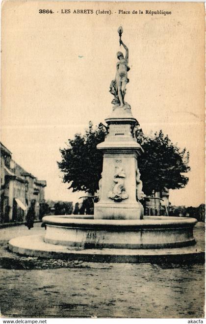 CPA Les ABRETS - Place de la Republique (433773)