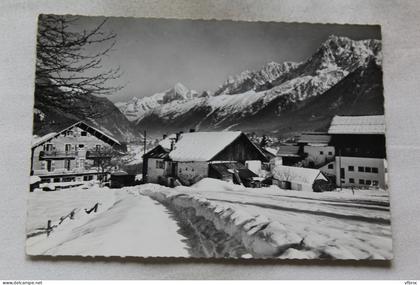 Cpm, les Houches, le village sous la neige et les aiguilles, Haute Savoie 74