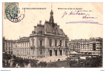 Levallois Perret - Hôtel de Ville