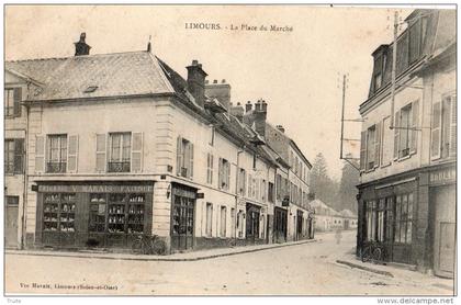 LIMOURS LA PLACE DU MARCHE