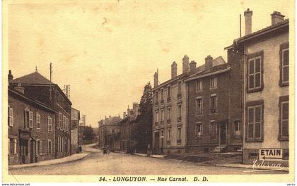 Carte POSTALE  Ancienne de LONGUYON - Rue Carnot