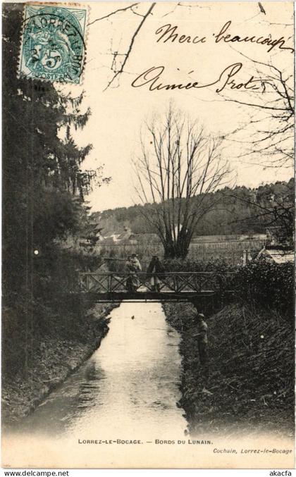 CPA LORREZ-le-BOCAGE-PREAUX Bords du Lunain (1299761)