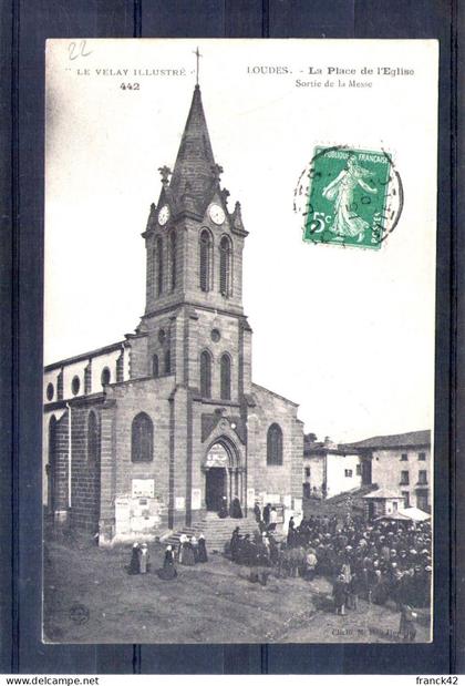 43. loudes. la place de l'église