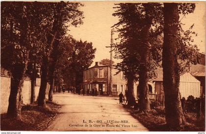 CPA LUC-sur-MER - Carrefour de la Gare (276501)