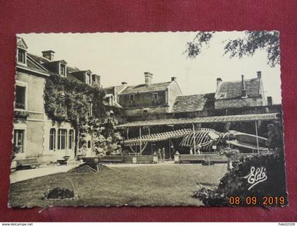 CPSM - Luc-sur-Mer - La Mairie et la Baleine