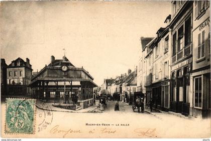 CPA MAGNY-en-VEXIN - La Halle (290822)