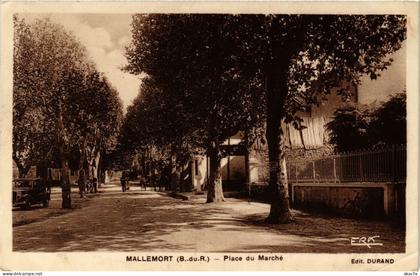 CPA AK MALLEMORT - Place du Marche (256395)