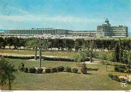 13 - Marseille - Aéroport de Marignane - L'aérogare et la tour de controle - CPM - Voir Scans Recto-Verso