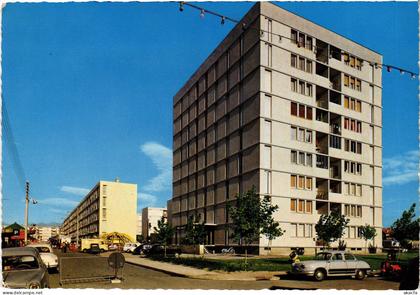 CPM Marignane Groupe d'Habitations du Parc Camoin FRANCE (1376573)