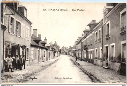 18 - MASSAY -- Rue Pasteur