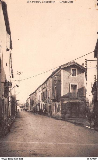 MAUGUIO (Hérault) - Grand'Rue