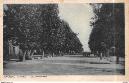 MAUGUIO (Hérault) - Le Boulodrome