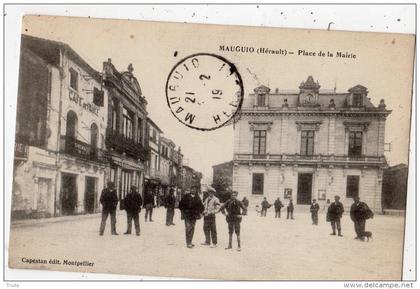 MAUGUIO PLACE DE LA MAIRIE