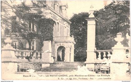 CPA Carte Postale France Mazières-en-Gâtine Le Petit Chêne  Le Péristyle VM77649