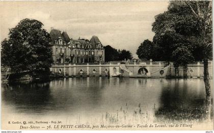 CPA Deux Chevres - Le Petit Chene pres MAZIERES en Gatine - Facade du (472476)