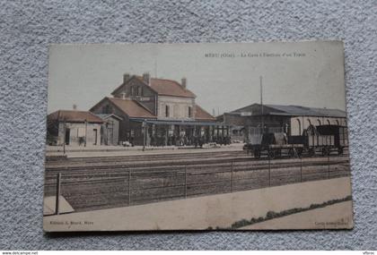 Méru, la gare à l'arrivée d'un train, Oise 60