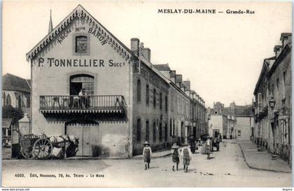 53 - MESLAY du MAINE --  Grande rue