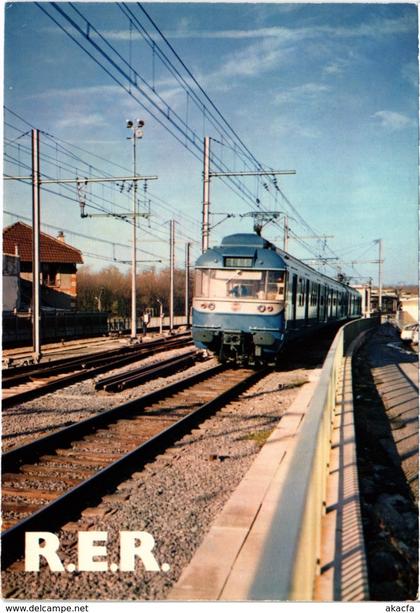 CPM PARIS - Le RER a Paris (83989)