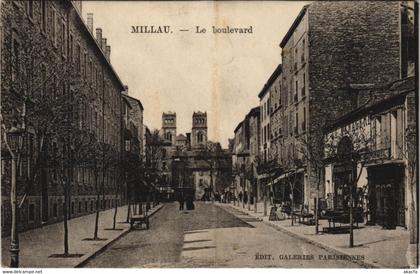 CPA MILLAU - Le boulevard (148063)