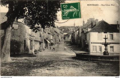 CPA MONTBARD - Rue Edme Piot (103972)