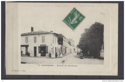 17 - Montendre - Avenue des Brouillauds