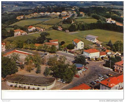 Montfort-en-Chalosse..belle vue aérienne du village