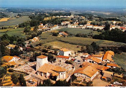 MONTFORT-en-CHALOSSE - Vue générale aérienne - Eglise